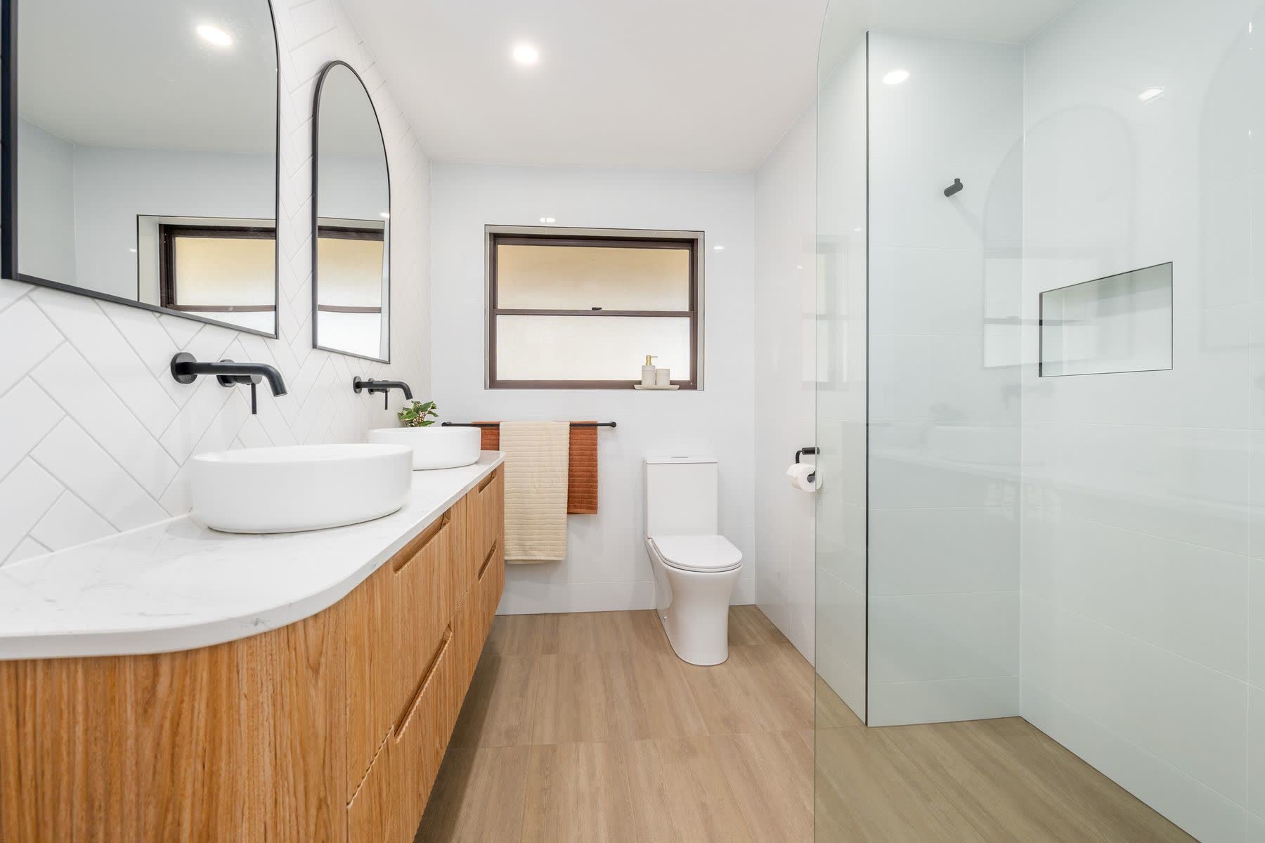 105 Laws Drive, Kialla, VIC 3631