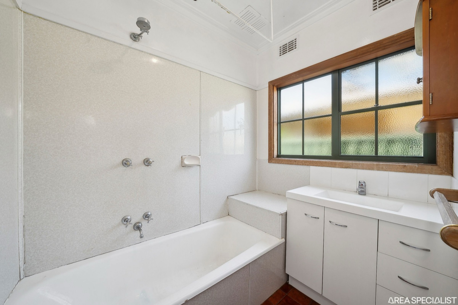 32 Halpin Crescent, Shepparton, VIC 3630 photo 6