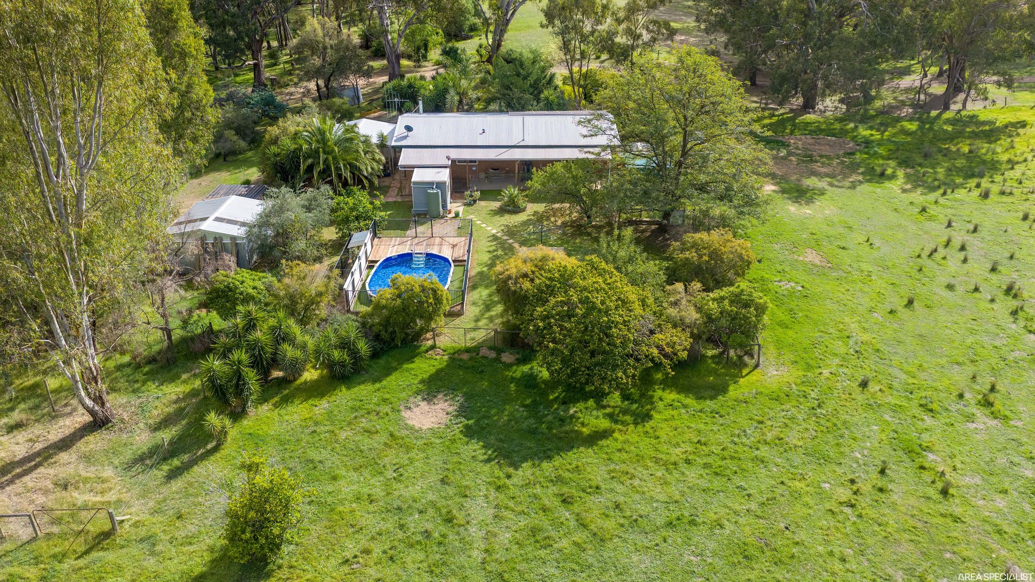 55 Hutchinson Road, Murchison East, VIC 3610